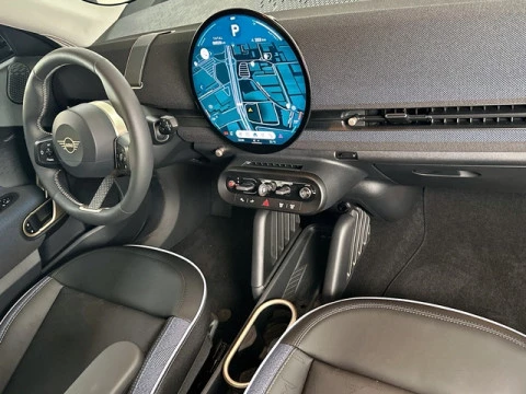 MINI Aceman SE 160 kW (218 CV)