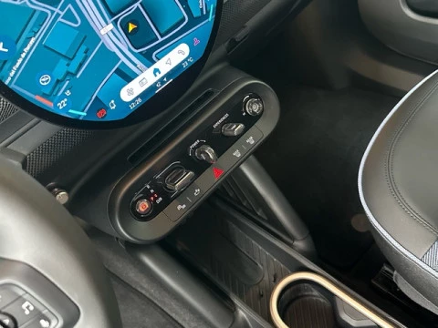 MINI Aceman SE 160 kW (218 CV)