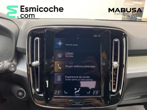 Volvo XC40 Recharge Plus, T4 plug-in hybrid,Eléctrico/Gasolina, Dark