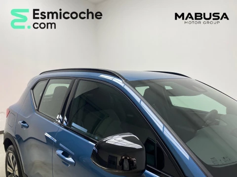 Volvo XC40 Recharge Plus, T4 plug-in hybrid,Eléctrico/Gasolina, Dark