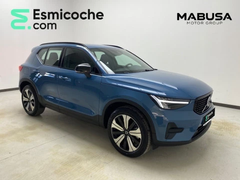 Volvo XC40 Recharge Plus, T4 plug-in hybrid,Eléctrico/Gasolina, Dark