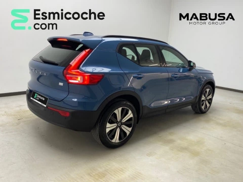 Volvo XC40 Recharge Plus, T4 plug-in hybrid,Eléctrico/Gasolina, Dark