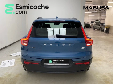 Volvo XC40 Recharge Plus, T4 plug-in hybrid,Eléctrico/Gasolina, Dark