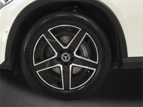 Mercedes-Benz GLC GLC 220 d 4MATIC