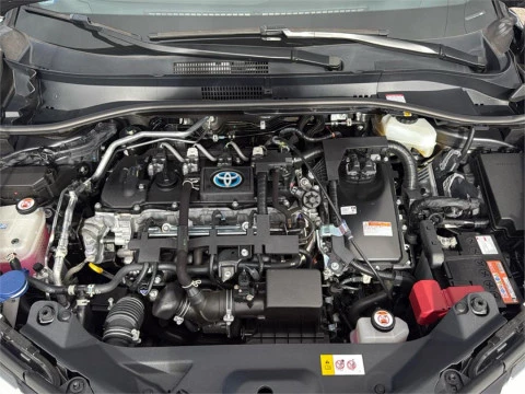 Toyota C-HR 5P Advance 125H e-CVT