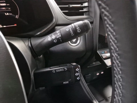 Renault Captur techno Eco-G 100cv (74 kW)