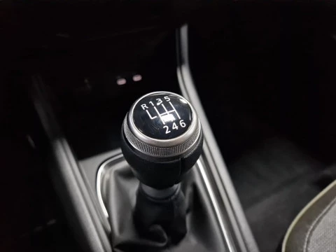 Renault Captur techno Eco-G 100cv (74 kW)