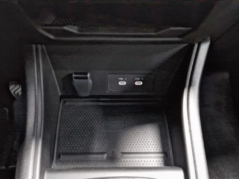 Renault Captur techno Eco-G 100cv (74 kW)