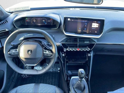 Peugeot 2008 Allure Gasolina 100 S&S 6 Vel. MAN