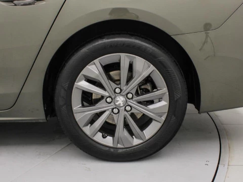 Peugeot 508 1.5 BLUEHDI 130 S&S ACTIVE 130 5P