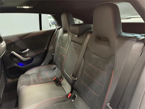 Mercedes-Benz CLA 200 D DCT Shooting Brake