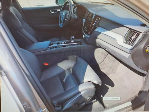 Volvo XC60 2.0 B5 P PLUS DARK AUTO 4WD 250 5P