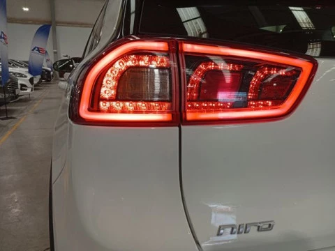 Kia e-Niro e-Niro 100kW (136CV) Concept