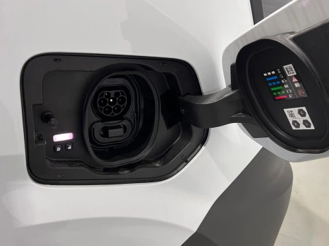 Renault Master E-Tech Master cerrado E-TECH bateria 87kWh furgon T L2H2 3500 E-Tech 100% electrico gran autonomia