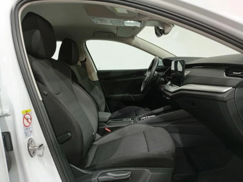 Skoda Octavia 1.5 TSI m-HEV Selection DSG 110 kW (150 CV)