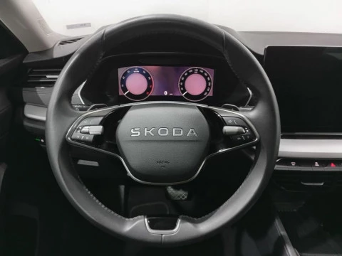 Skoda Octavia 1.5 TSI m-HEV Selection DSG 110 kW (150 CV)