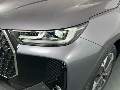 EBRO S700 1.6 TGDI Luxury 7 DCT