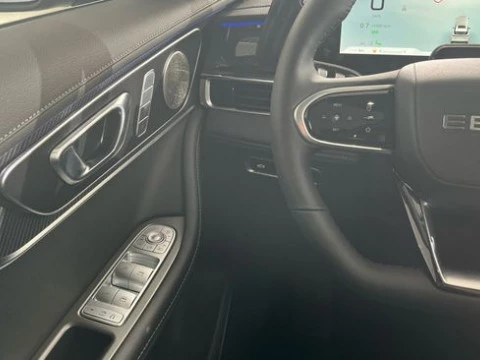 EBRO S700 1.6 TGDI Luxury 7 DCT