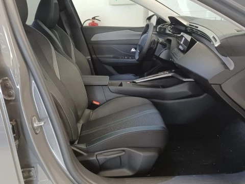 Peugeot 308 SW Allure Hybrid MHEV 136 e-DCS6