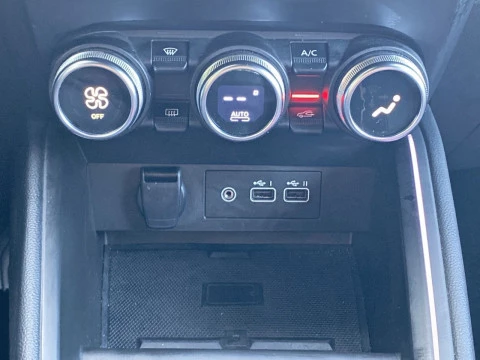 Renault Clio techno Eco-G 100cv (74kW)