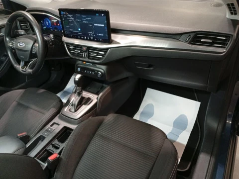 Ford Focus 1.0 Ecoboost MHEV 92kW ST-Line Auto SB