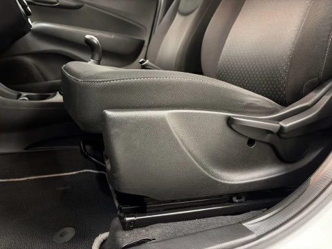 Opel Karl 1.0 Selective 55 kW (75 CV)