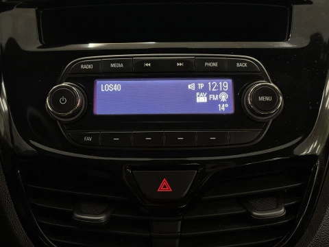 Opel Karl 1.0 Selective 55 kW (75 CV)