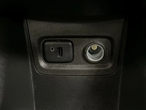 Opel Karl 1.0 Selective 55 kW (75 CV)