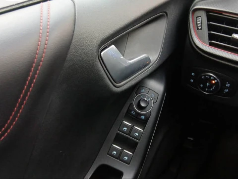 Ford Puma 1.0 EcoBoost MHEV ST-Line X Auto 114 kW (155 CV)