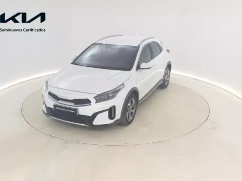 Kia XCeed 1.0 T-GDi Drive 74kW (100CV) Kia XCeed 1.0 T-GDi Drive 74kW (100CV)