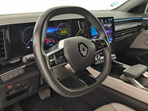 Renault Espace Iconic E-Tech full hybrid 146kW