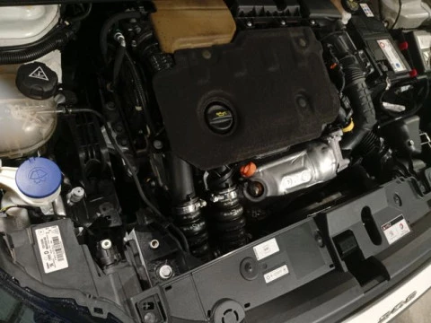 Peugeot 208 BlueHDi 73kW (100CV) Active