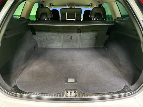 Volvo XC60 D4 Momentum Auto 140 kW (190 CV)