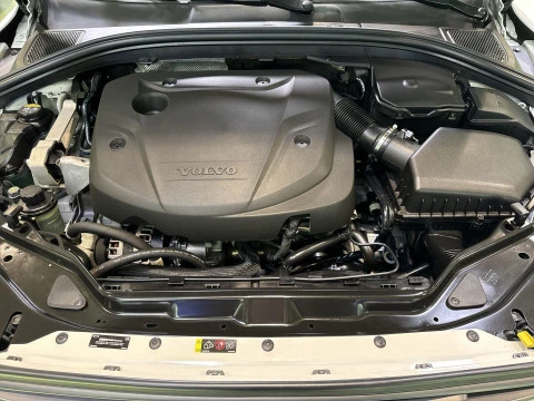 Volvo XC60 D4 Momentum Auto 140 kW (190 CV)