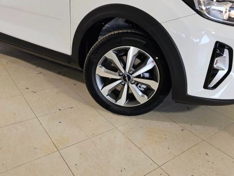 Kia Stonic 1.2 DPi 58kW (79CV) Concept