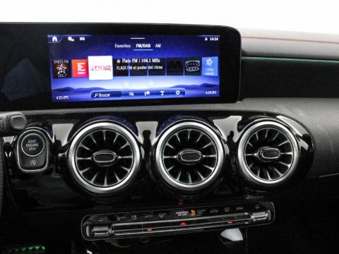 Mercedes-Benz CLA 2.0 CLA 220 D DCT 190 4P