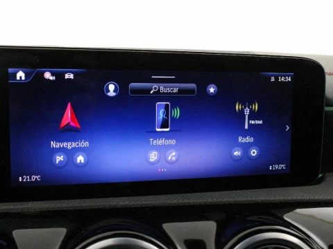 Mercedes-Benz CLA 2.0 CLA 220 D DCT 190 4P