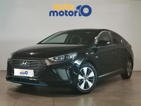 Hyundai IONIQ 1.6 GDI PHEV Tecno DCT Hyundai IONIQ 1.6 GDI PHEV Tecno DCT