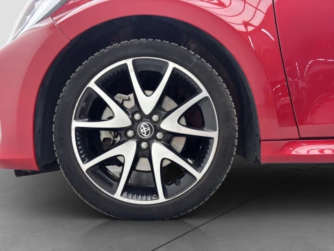Toyota Yaris 1.5 120H Style Plus