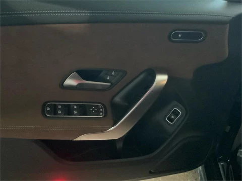 Mercedes-Benz CLA 200 D DCT