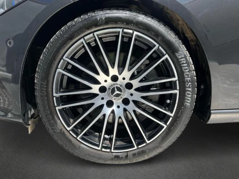 Mercedes-Benz Clase C 220 d Berlina