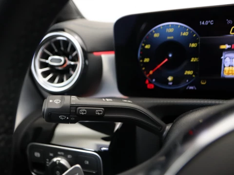 Mercedes-Benz CLA SE 180 SHOOTING BRAKE 5P