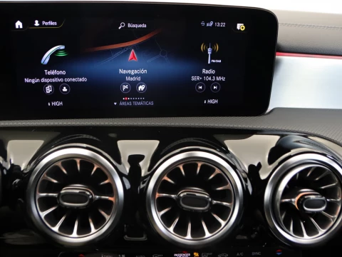 Mercedes-Benz CLA SE 180 SHOOTING BRAKE 5P