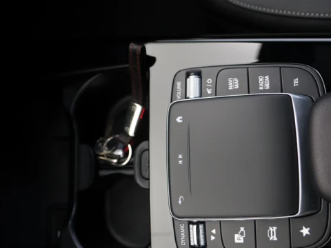 Mercedes-Benz CLA SE 180 SHOOTING BRAKE 5P