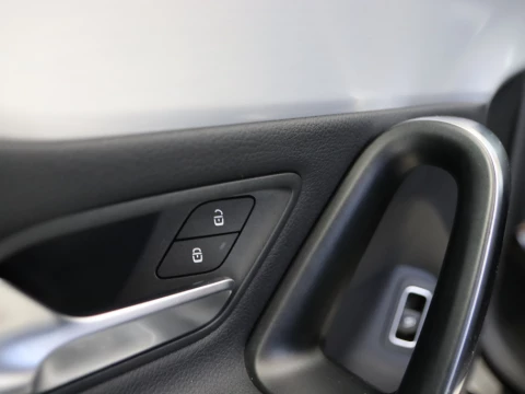 Mercedes-Benz CLA SE 180 SHOOTING BRAKE 5P