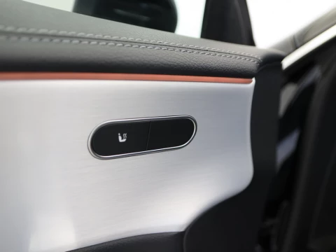 Mercedes-Benz CLA SE 180 SHOOTING BRAKE 5P