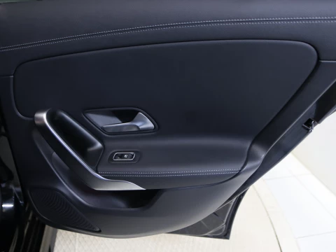 Mercedes-Benz CLA SE 180 SHOOTING BRAKE 5P