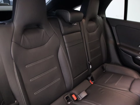 Mercedes-Benz CLA SE 180 SHOOTING BRAKE 5P