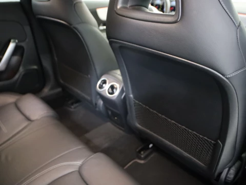 Mercedes-Benz CLA SE 180 SHOOTING BRAKE 5P