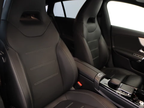 Mercedes-Benz CLA SE 180 SHOOTING BRAKE 5P